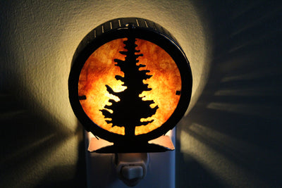 Round Single Pine Tree Metal Nightlight